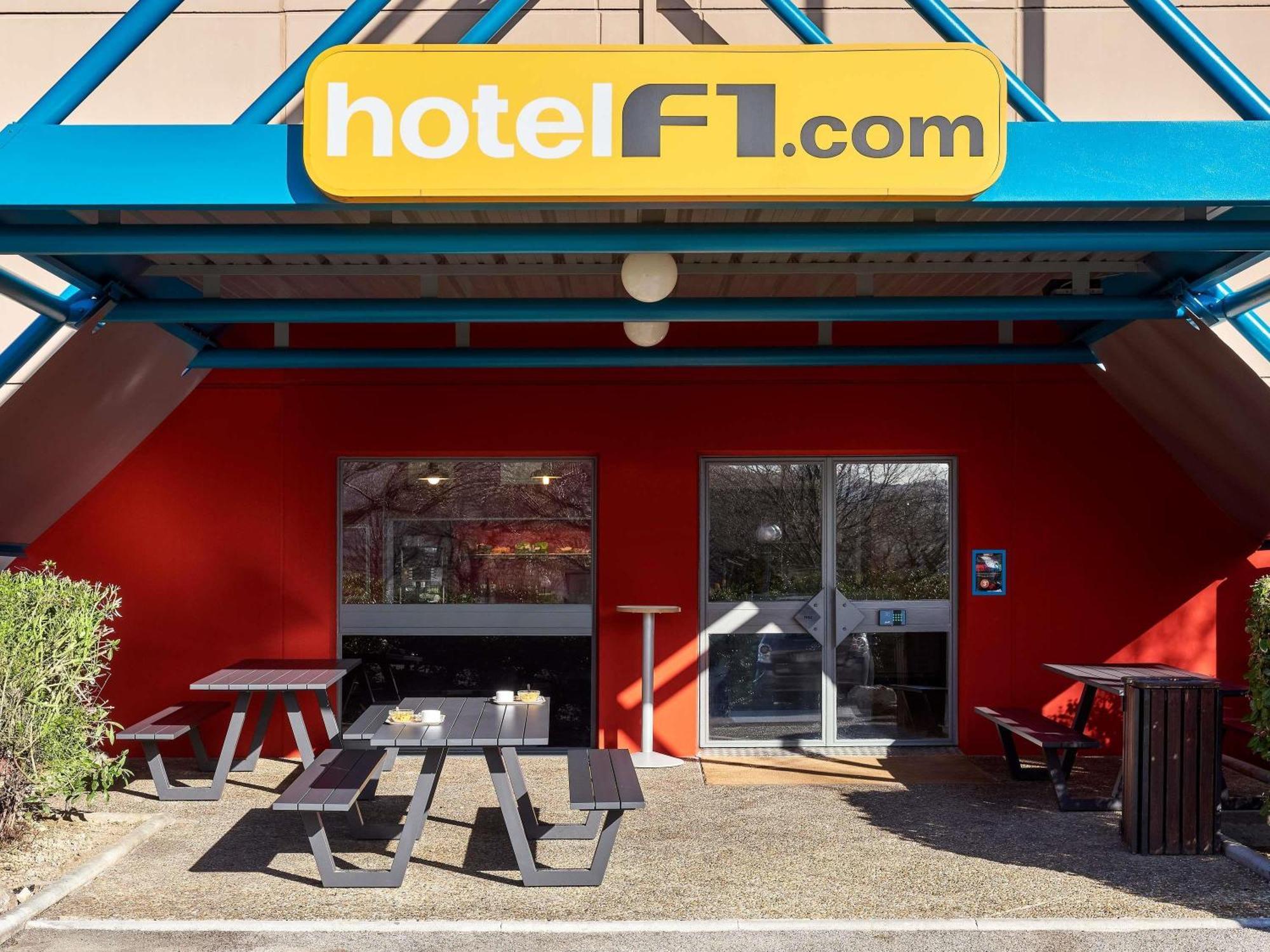 Hotelf1 Chilly Mazarin Les Champarts Dış mekan fotoğraf